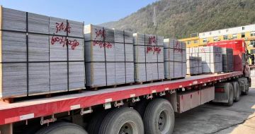 常德 芝麻灰地铺石出货日常