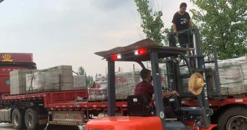 常德 黄金麻冰裂纹，地铺石装车