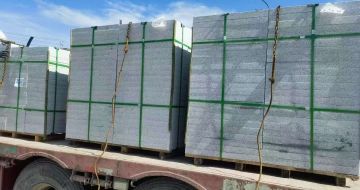 常德 芝麻白花岗岩地铺石装车日常