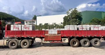 常德 芝麻灰花岗岩地铺石出货日常