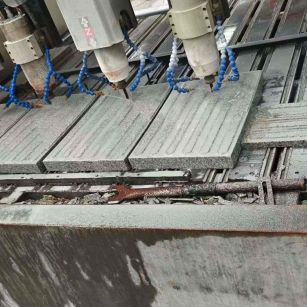 常德 芝麻白花岗岩荔枝面盲道雕刻