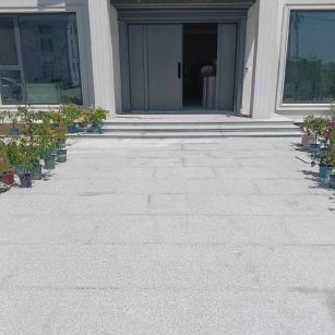 常德 芝麻白花岗岩地铺石地面铺装