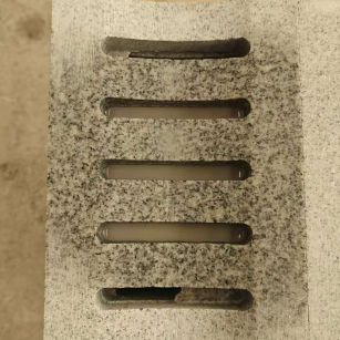 常德 芝麻白拉丝面花岗岩U型开槽排水槽