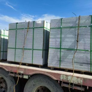 常德 芝麻白花岗岩地铺石装车日常