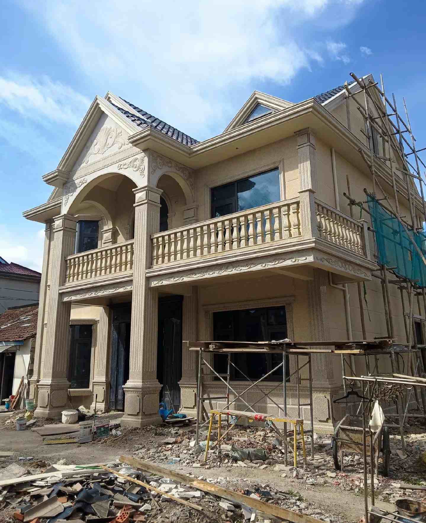 常德 黄金麻花岗岩石材私人别墅雕花门楼柱阳台栏杆