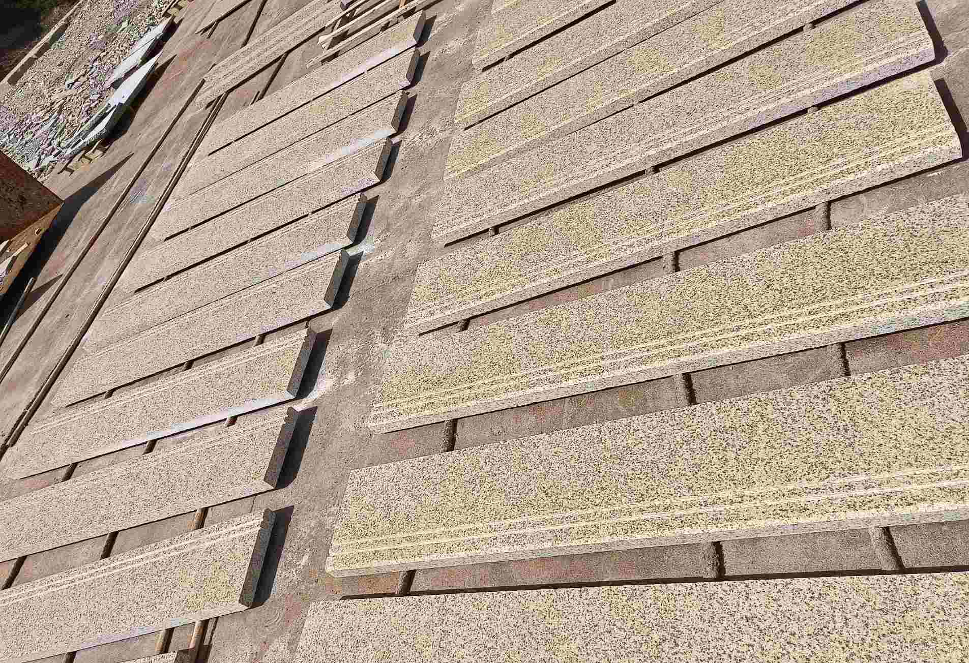 常德 黄金麻花岗岩光面楼梯踏步