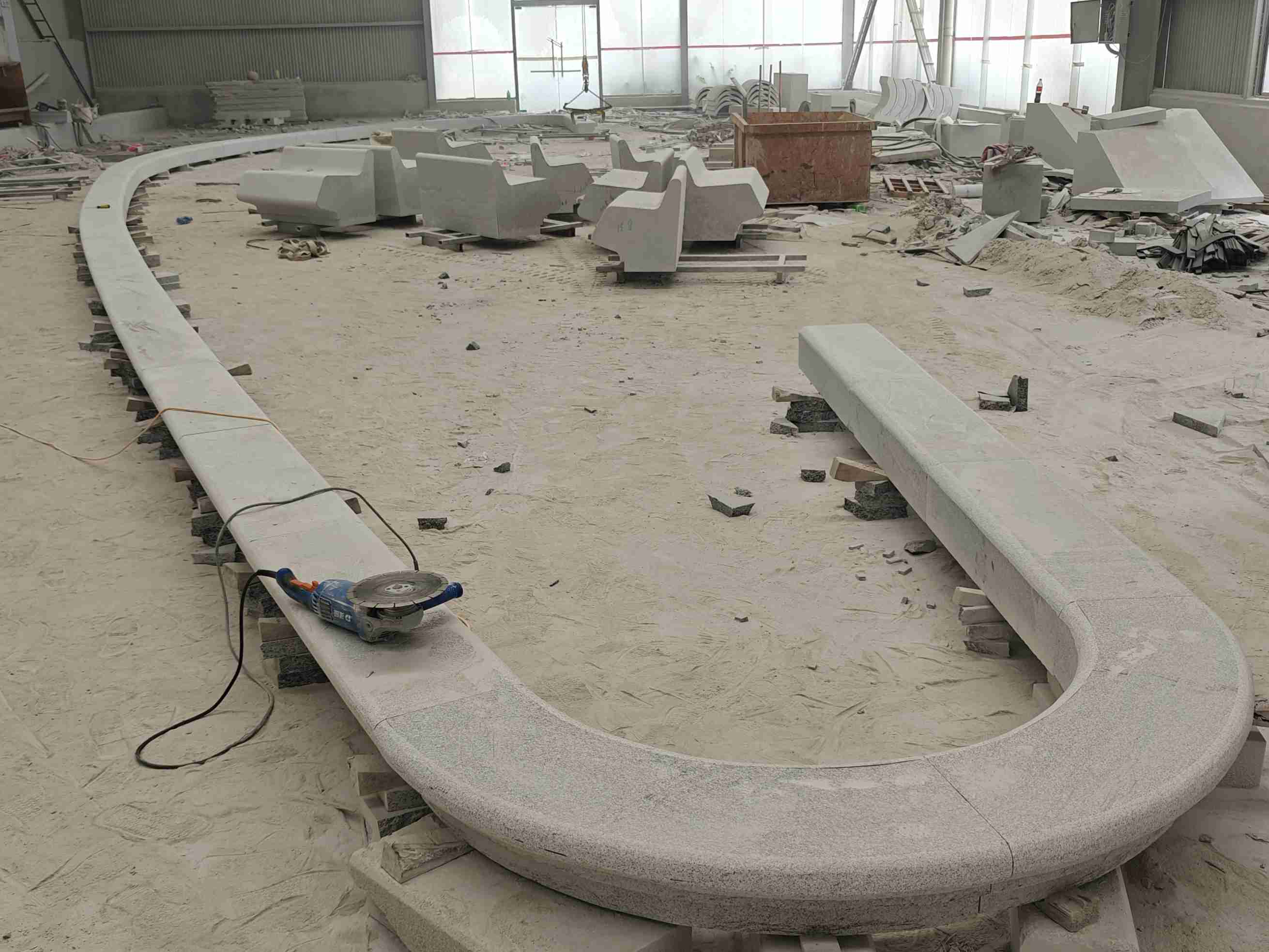 常德 芝麻白花岗岩弧形花坛石，坐凳石