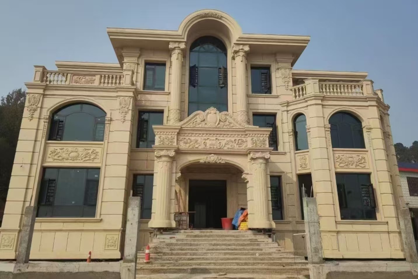 常德 黄金麻花岗岩别墅外墙干挂