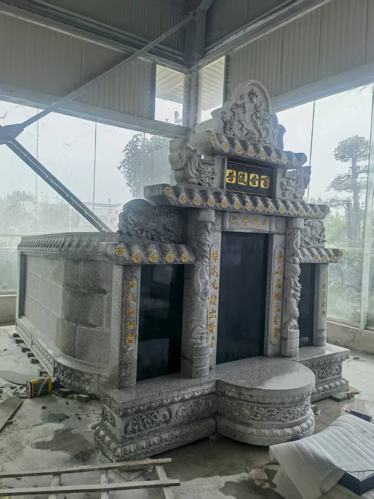 常德 芝麻白墓碑效果展示图