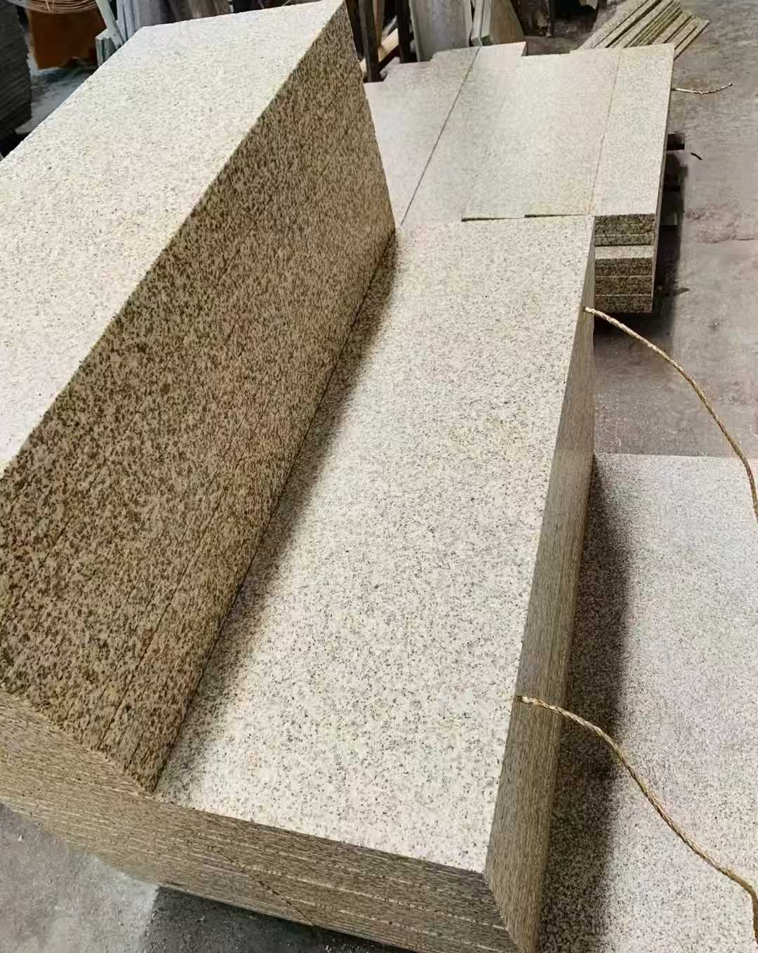 常德 黄金麻荔枝面外墙干挂成品