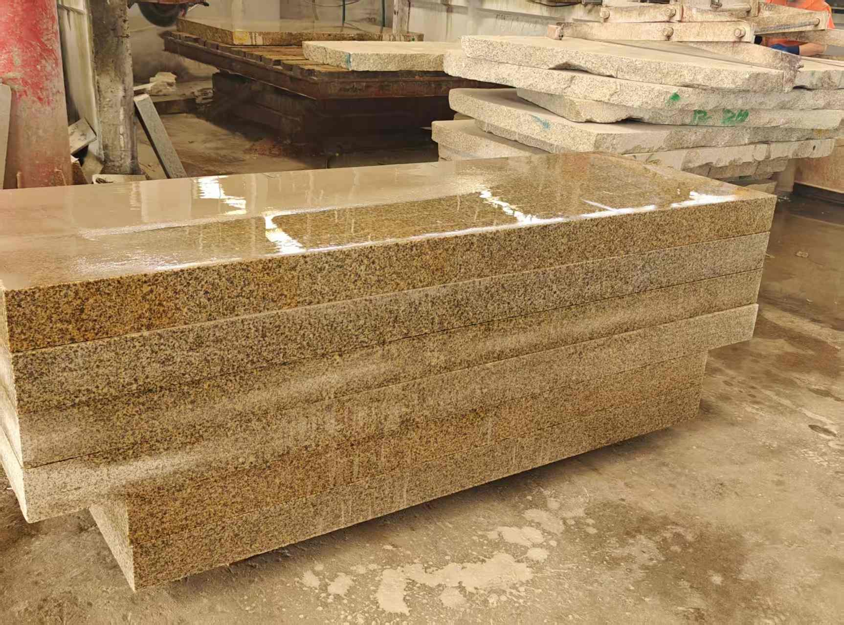 常德 黄金麻栏杆料半成品加工中